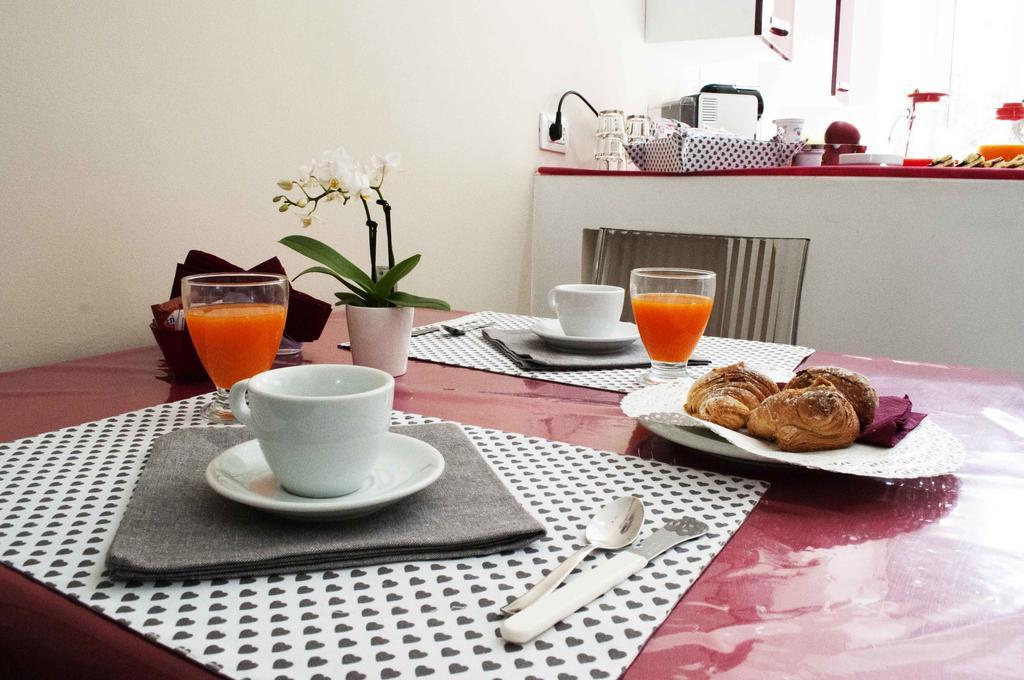 Il Giardinetto Guest House شيفيتافيكْيا المظهر الخارجي الصورة