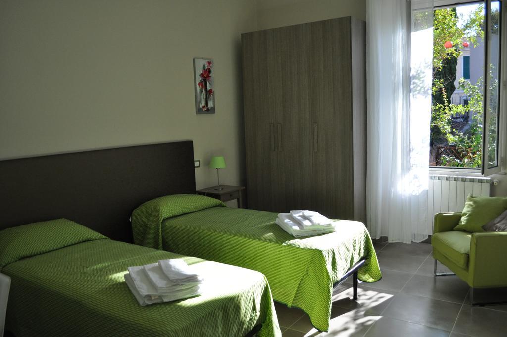 Il Giardinetto Guest House شيفيتافيكْيا الغرفة الصورة